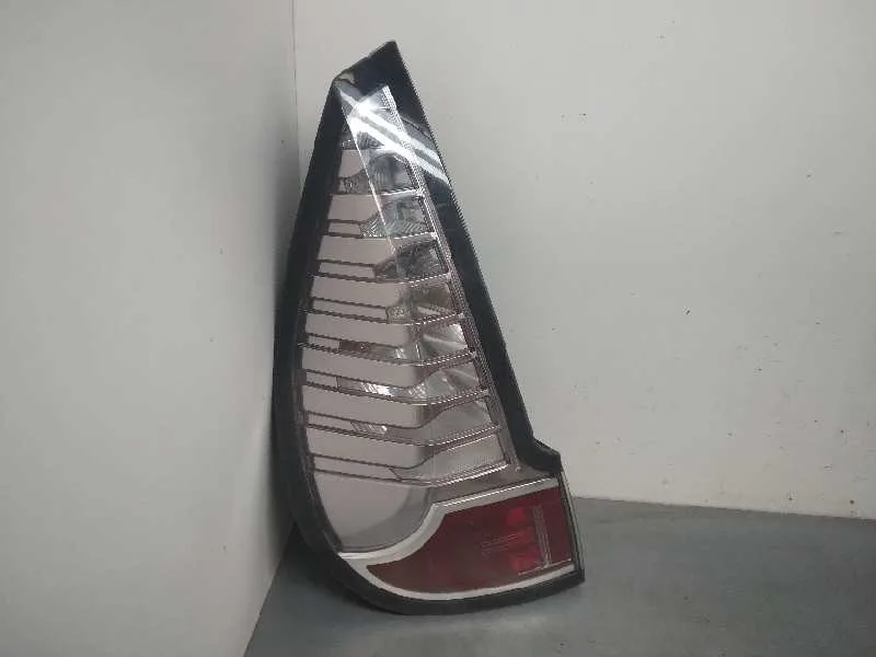 Piloto Trasero Izquierdo para Renault Scenic Iii