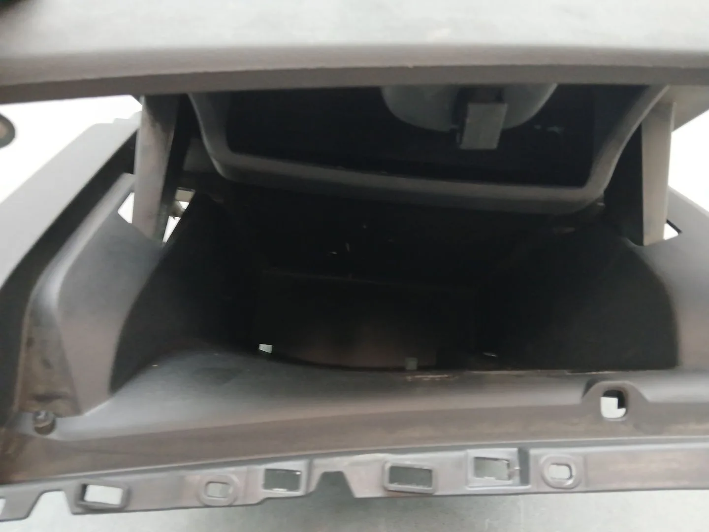Guantera para Renault Scenic Iii