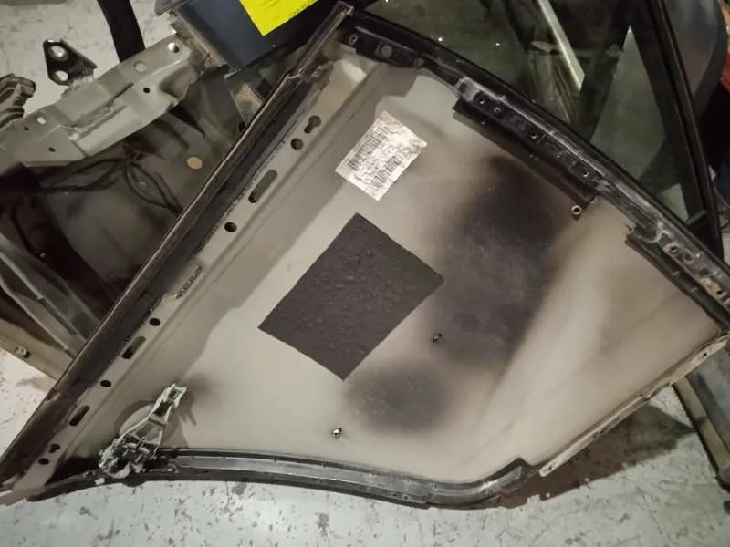 Puerta Trasera Izquierda para Volkswagen Golf V Berlina (1K1)