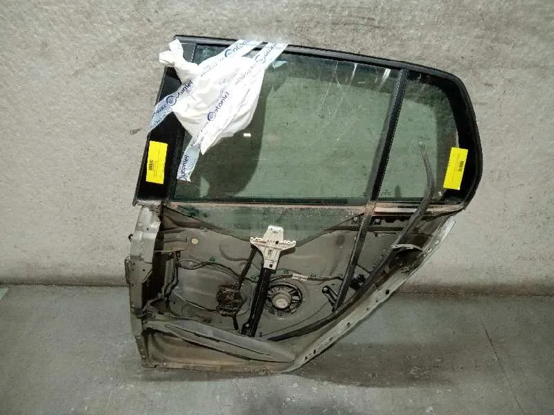 Puerta Trasera Izquierda para Volkswagen Golf V Berlina (1K1)