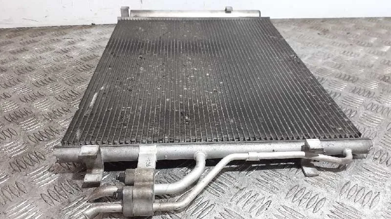 Condensador / Radiador Aire Acondicionado para Hyundai Ix35