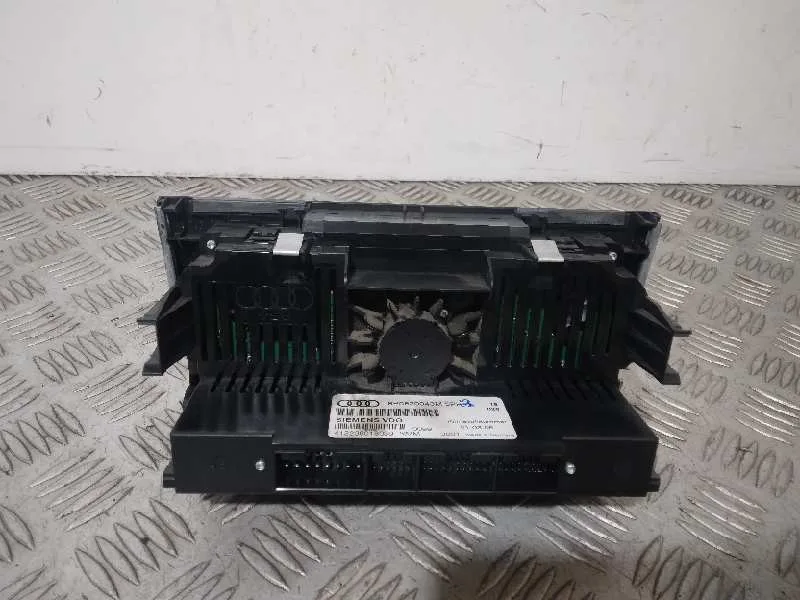 Mando Climatizador para Audi A3 (8P)