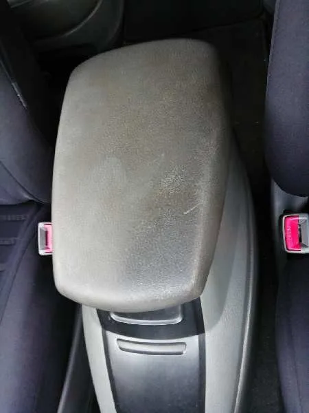 Apoyabrazos Central para Ssangyong Rodius
