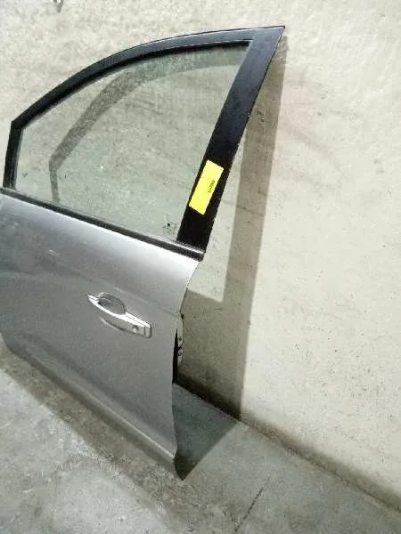 Puerta Delantera Izquierda para Ssangyong Rodius