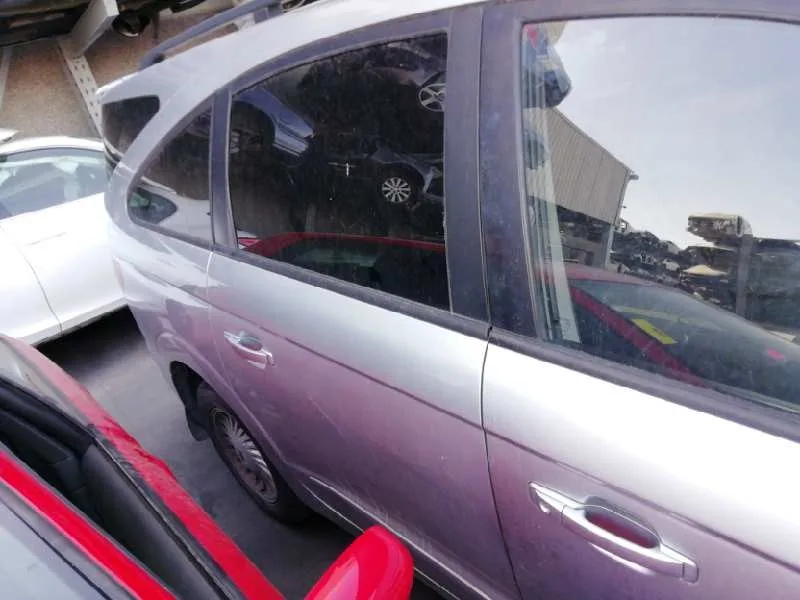 Puerta Trasera Derecha para Ssangyong Rodius