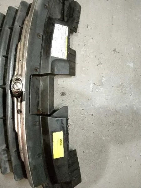 Rejilla Delantera para Chrysler Voyager (Rg)