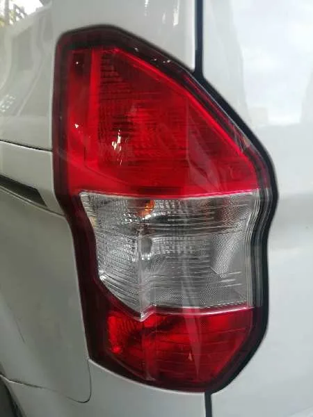 Piloto Trasero Izquierdo para Ford Tourneo Courier (C4A)