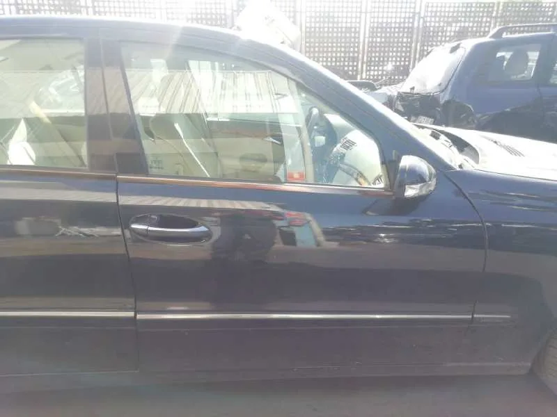 Puerta Delantera Derecha para Mercedes-Benz Clase E (W211) Berlina