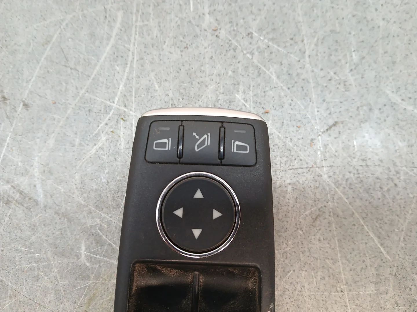 Mando Elevalunas Delantero Izquierdo para Mercedes-Benz Clase C (W204) Berlina