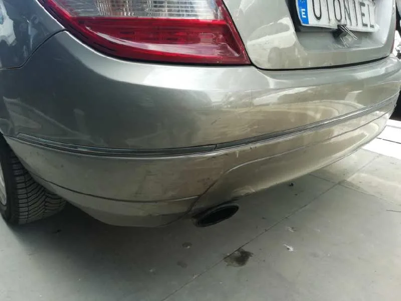 Paragolpes Trasero para Mercedes-Benz Clase C (W204) Berlina