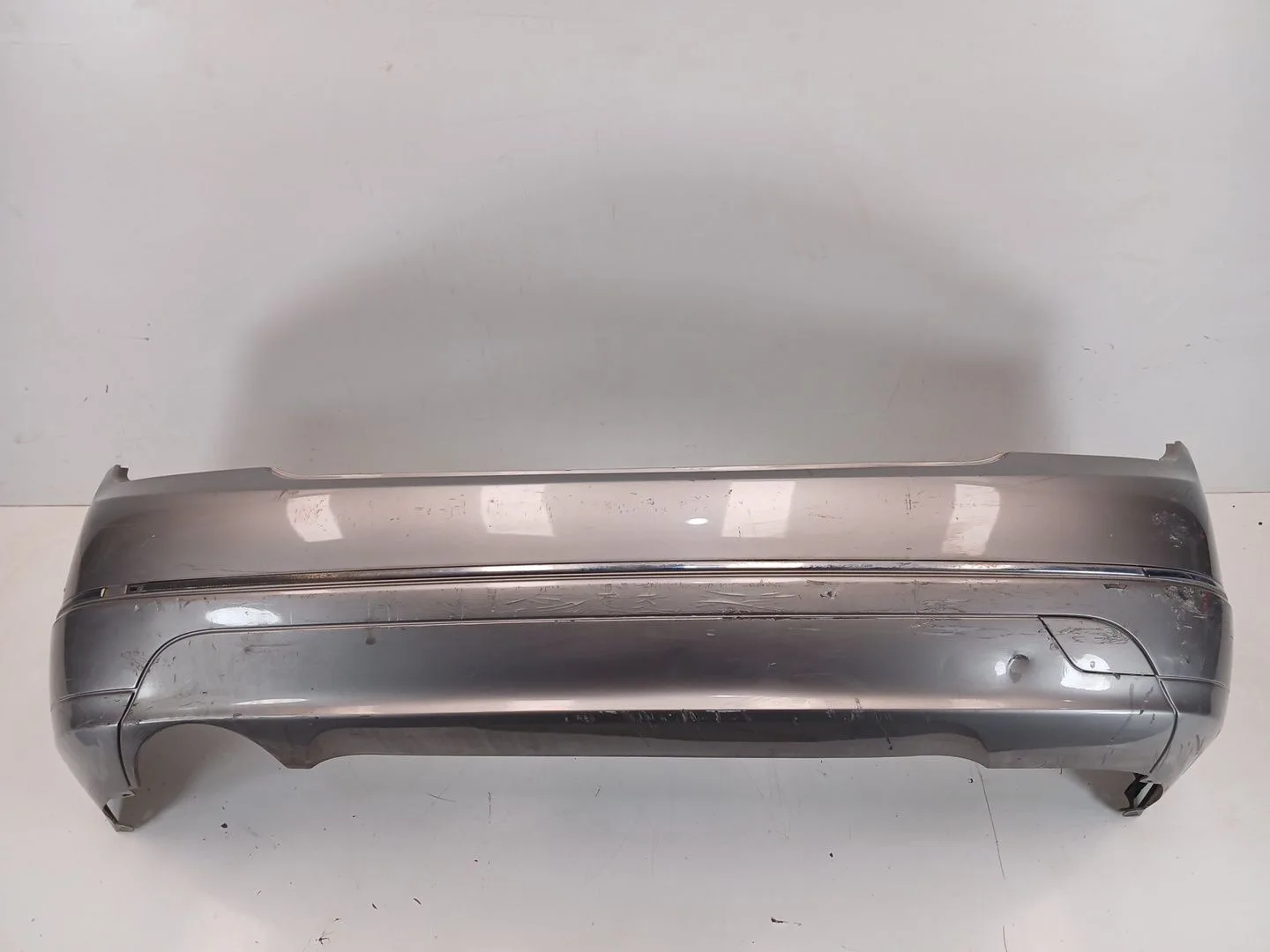 Paragolpes Trasero para Mercedes-Benz Clase C (W204) Berlina