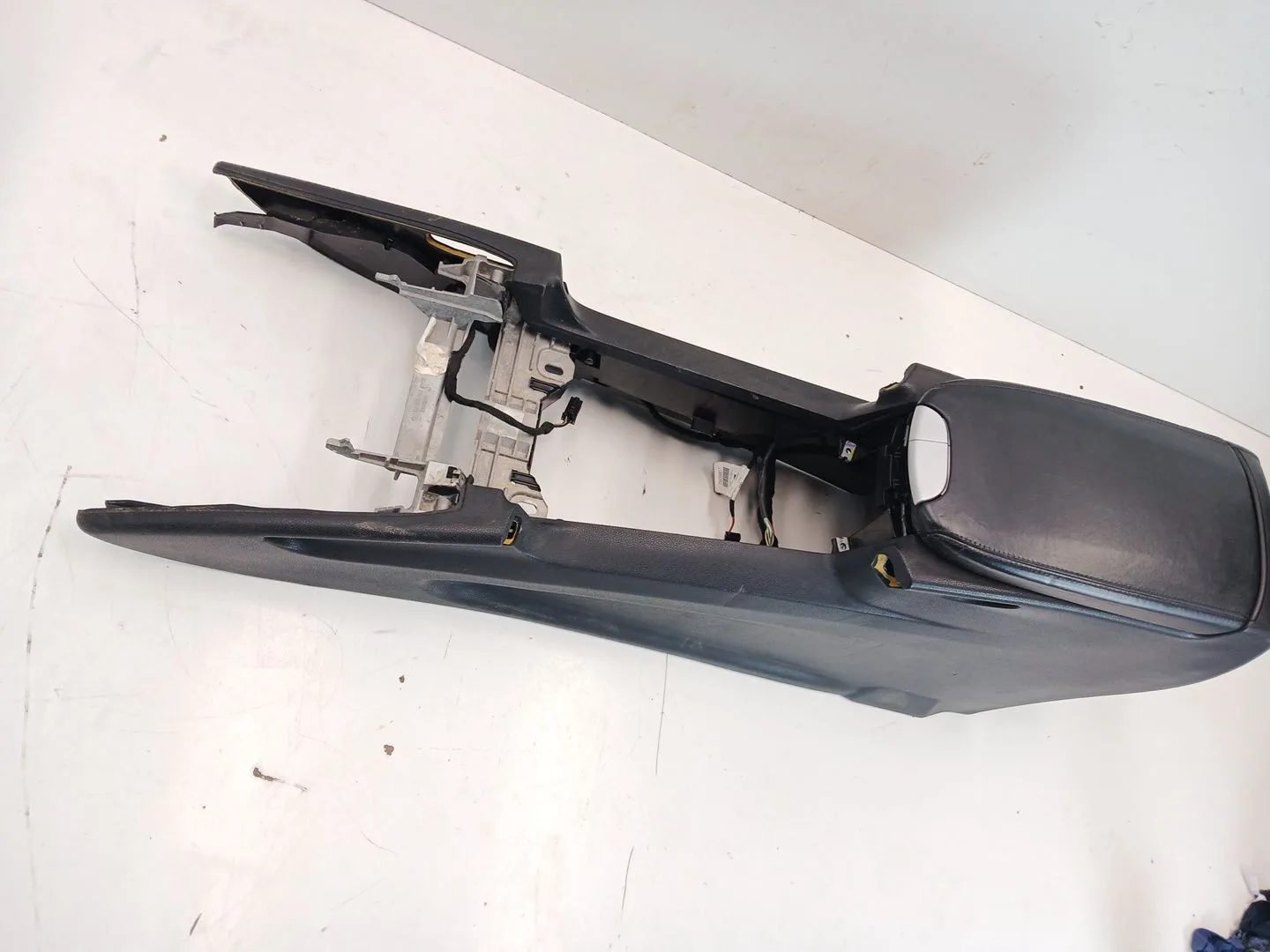 Apoyabrazos Central para Mercedes-Benz Clase M (W164)