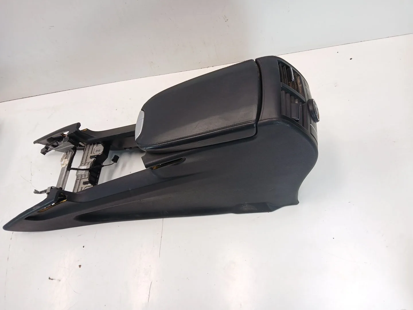Apoyabrazos Central para Mercedes-Benz Clase M (W164)