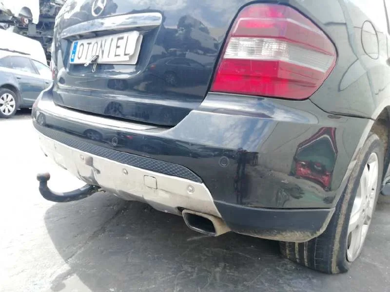 Paragolpes Trasero para Mercedes-Benz Clase M (W164)