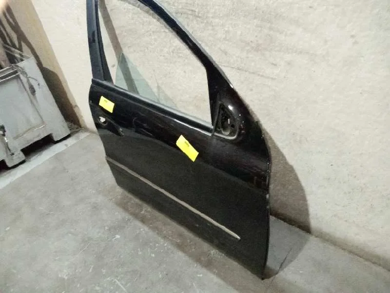 Puerta Delantera Derecha para Mercedes-Benz Clase M (W164)