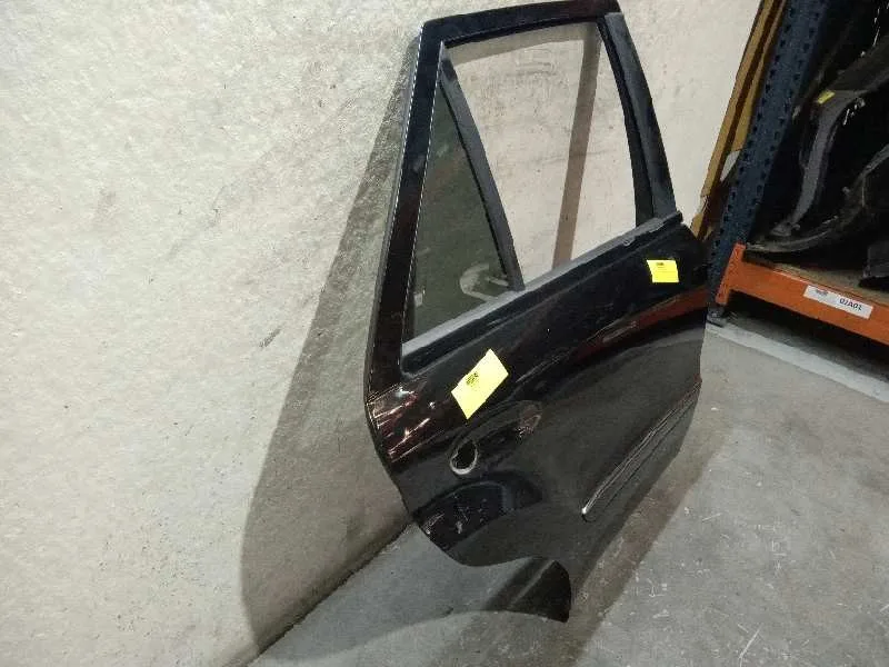 Puerta Trasera Derecha para Mercedes-Benz Clase M (W164)