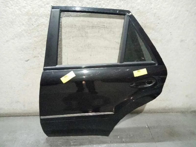 Puerta Trasera Izquierda para Mercedes-Benz Clase M (W164)