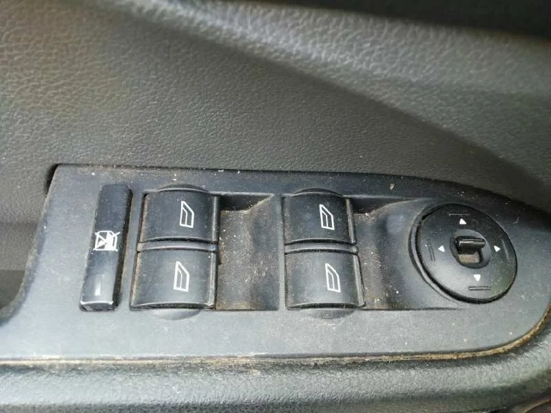 Mando Elevalunas Delantero Izquierdo para Ford Focus C-Max (Cap)