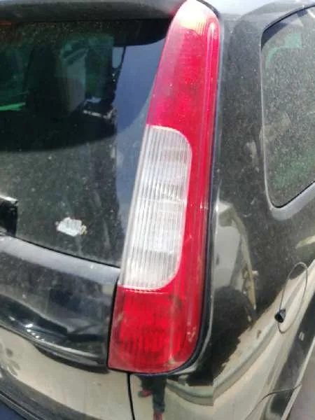 Piloto Trasero Derecho para Ford Focus C-Max (Cap)