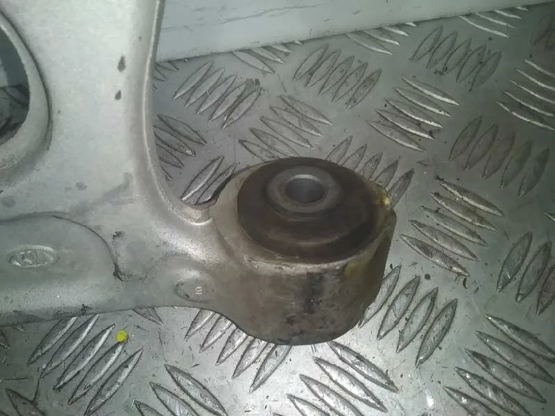 Brazo Suspension Inferior Delantero Izquierdo para Kia Niro
