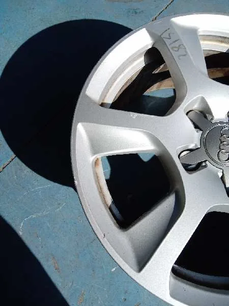 Llanta para Audi A4 Ber. (B8)