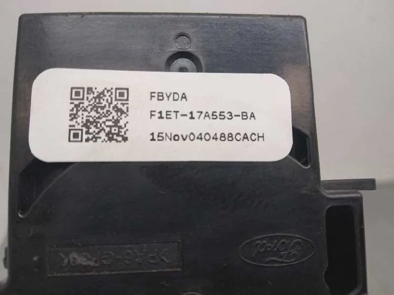 Mando Limpia para Ford Focus Turn.