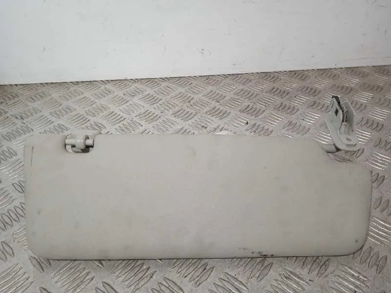 Parasol Izquierdo para Audi A3 (8P)