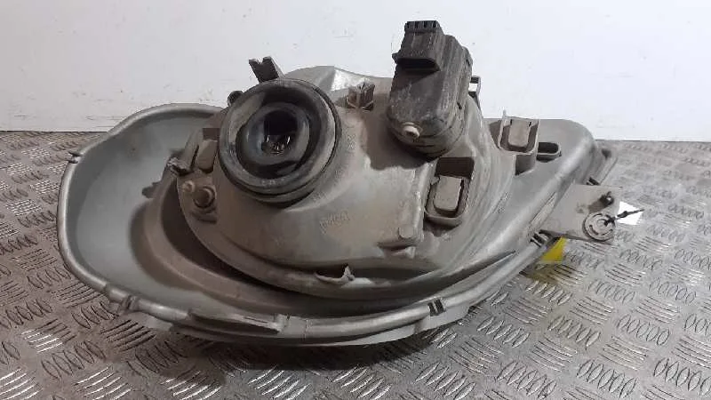 Faro Derecho para Nissan Primastar (X83)