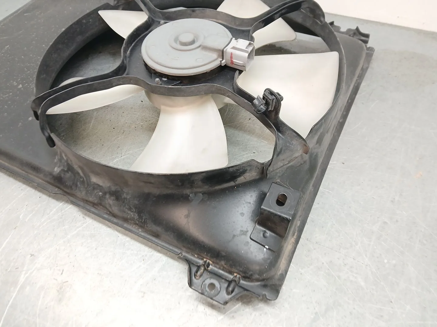 Electroventilador para Suzuki Swift Berlina (Mz)