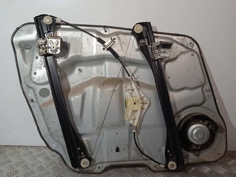 Elevalunas Delantero Derecho para Mercedes-Benz Clase M (W164)