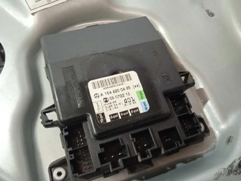 Elevalunas Delantero Derecho para Mercedes-Benz Clase M (W164)