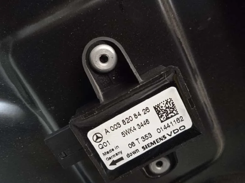 Elevalunas Trasero Derecho para Mercedes-Benz Clase M (W164)