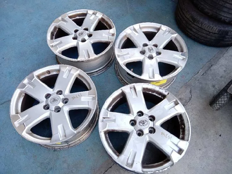 Juego Llantas para Toyota Rav 4 (A3)