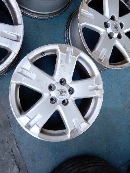 Juego Llantas para Toyota Rav 4 (A3)