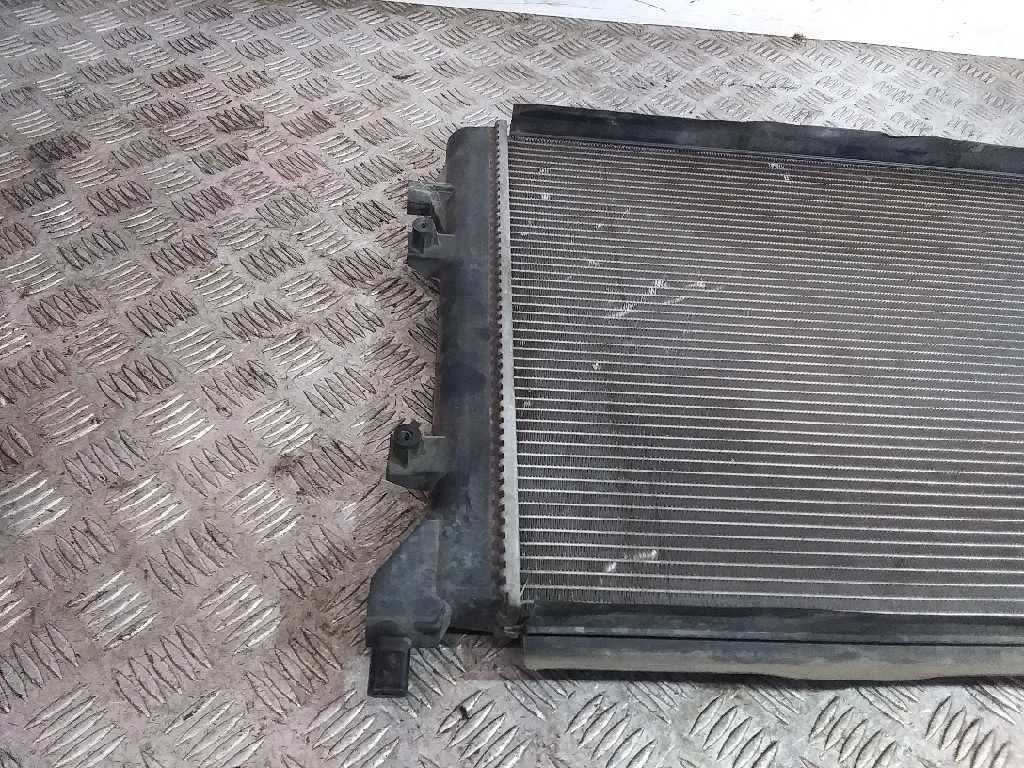 Radiador Agua para Seat Leon (1P1)