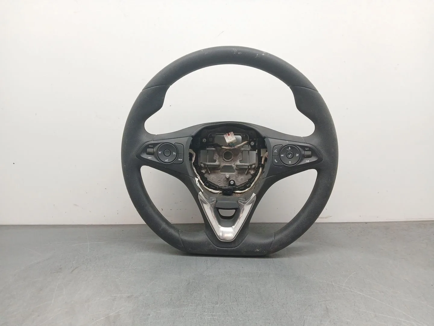 Volante para Opel Corsa F