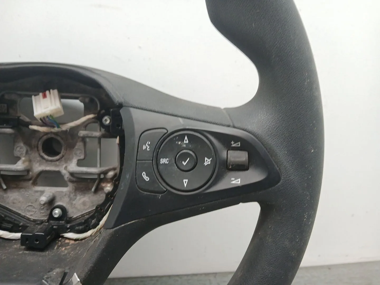 Volante para Opel Corsa F