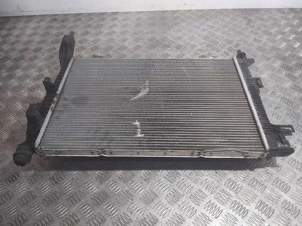 Radiador Agua para Ford Focus Lim. (Cb8)