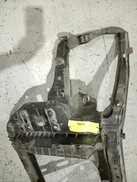Panel Frontal para Kia Carens (Un)