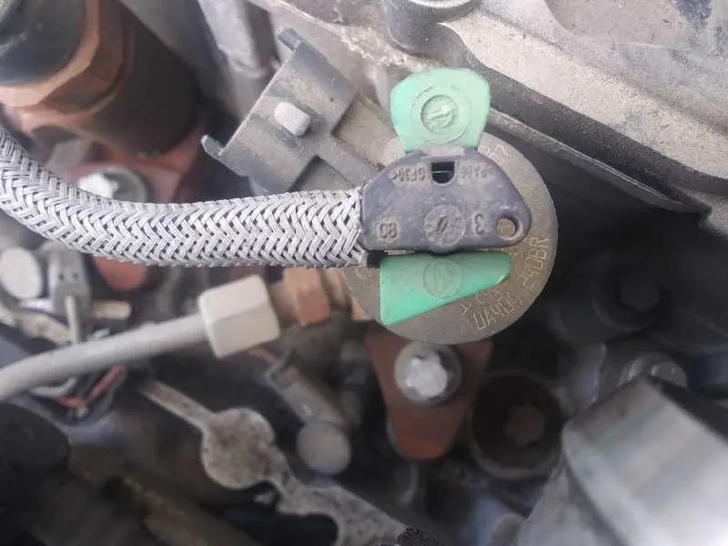 Inyector para Ford Tourneo Courier (C4A)