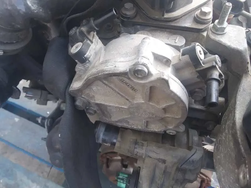 Depresor Freno / Bomba Vacio para Ford Tourneo Courier (C4A)
