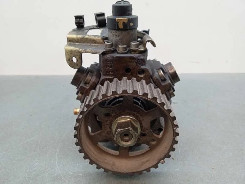 Bomba Inyeccion para Ford Fiesta (Cbk)