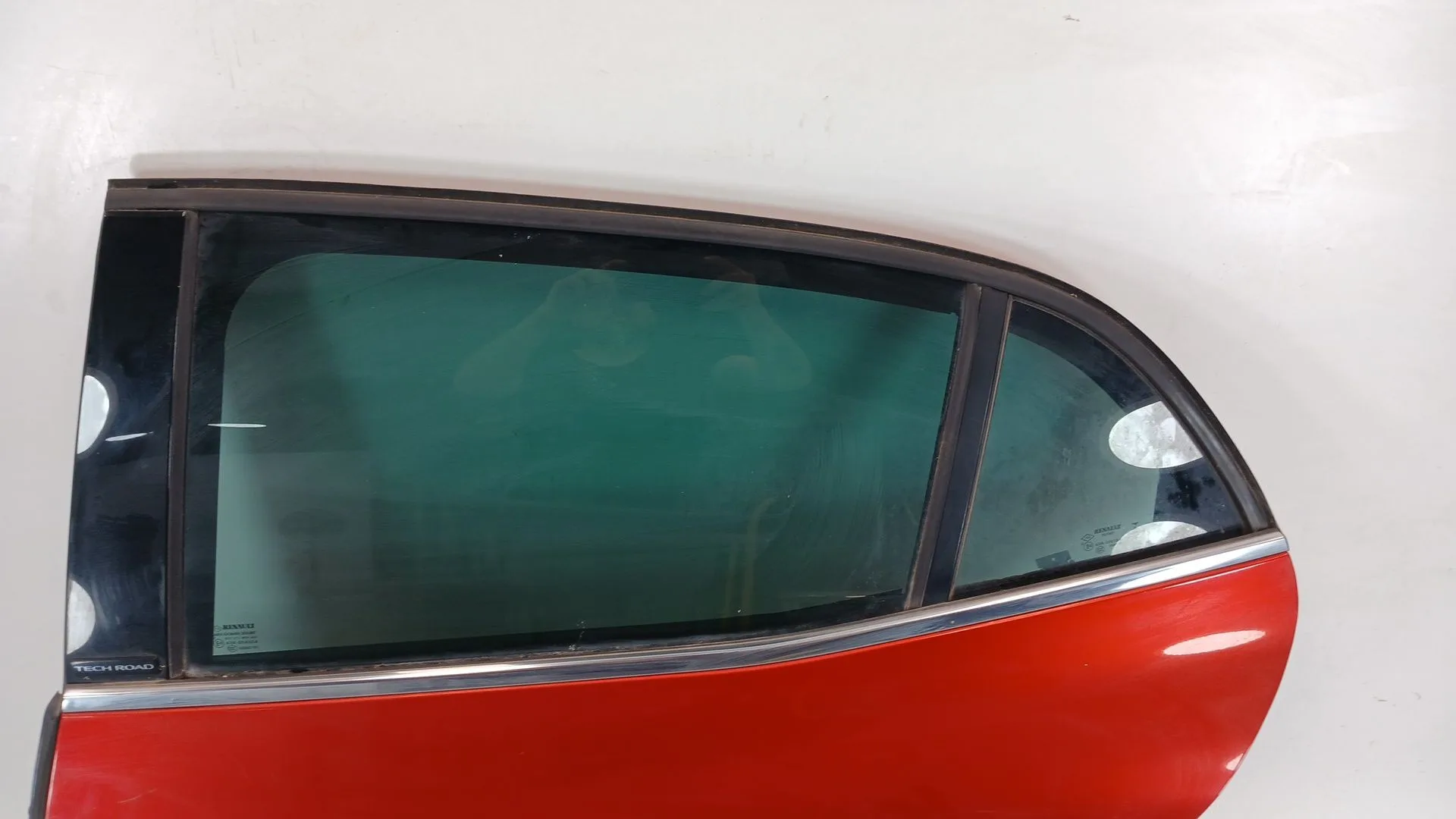 Puerta Trasera Izquierda para Renault Megane Iv Berlina 5P