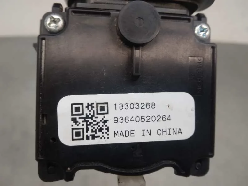 Mando Intermitentes para Opel Astra J Lim.