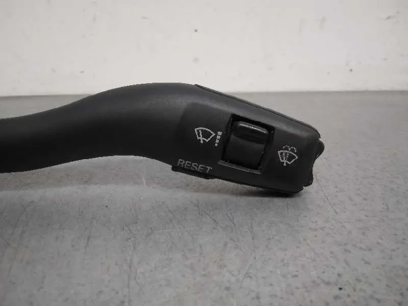 Mando Limpia para Audi A6 Berlina (4F2)