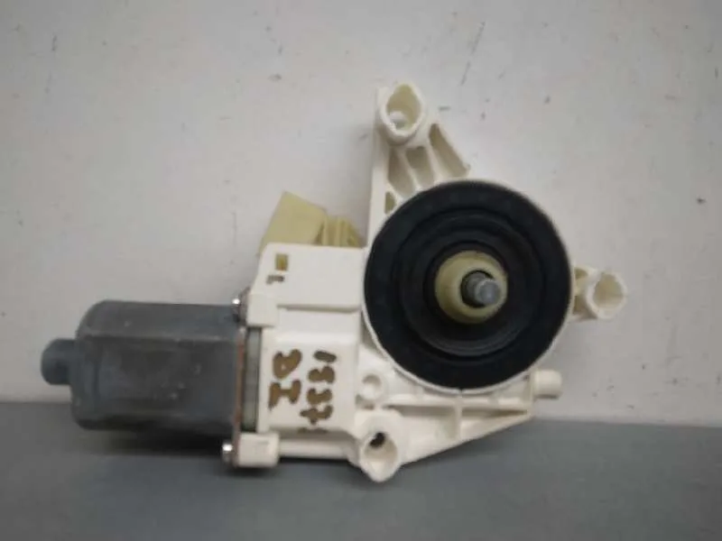 Motor Elevalunas Delantero Izquierdo para Mercedes-Benz Clase M (W164)