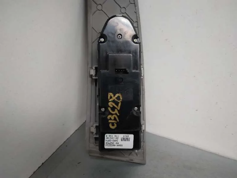 Mando Elevalunas Delantero Izquierdo para Bmw Serie 5 Berlina (E60)