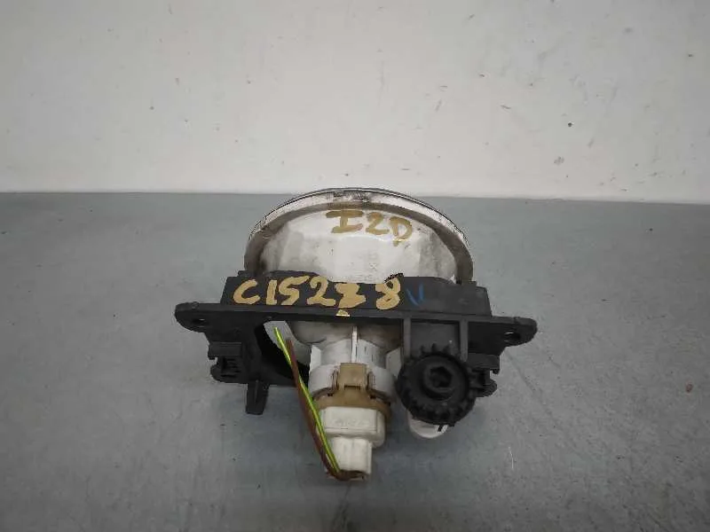 Faro Antiniebla Izquierdo para Peugeot 208