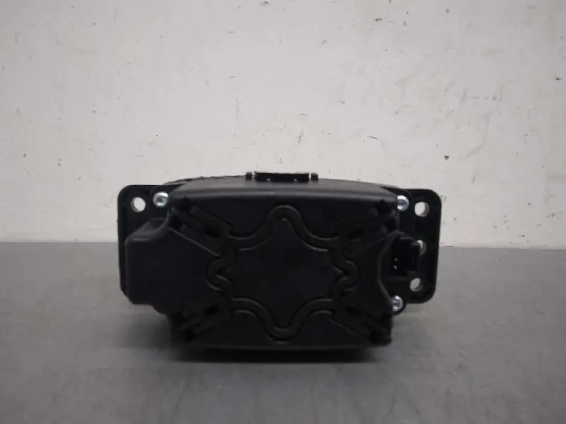 Mando Multifuncion para Mercedes-Benz Clase Gla (W156)