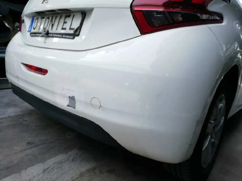 Paragolpes Trasero para Peugeot 208